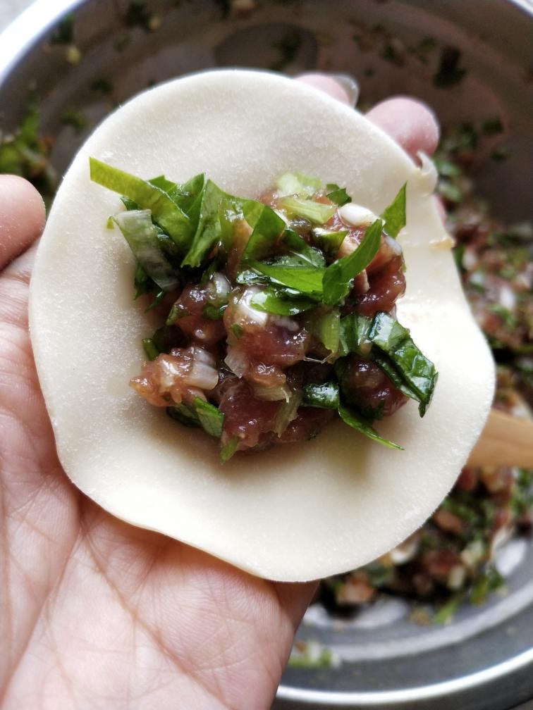 〈羊肉香芹水饺馅〉，太爱羊肉了，欣小厨 😉的做法