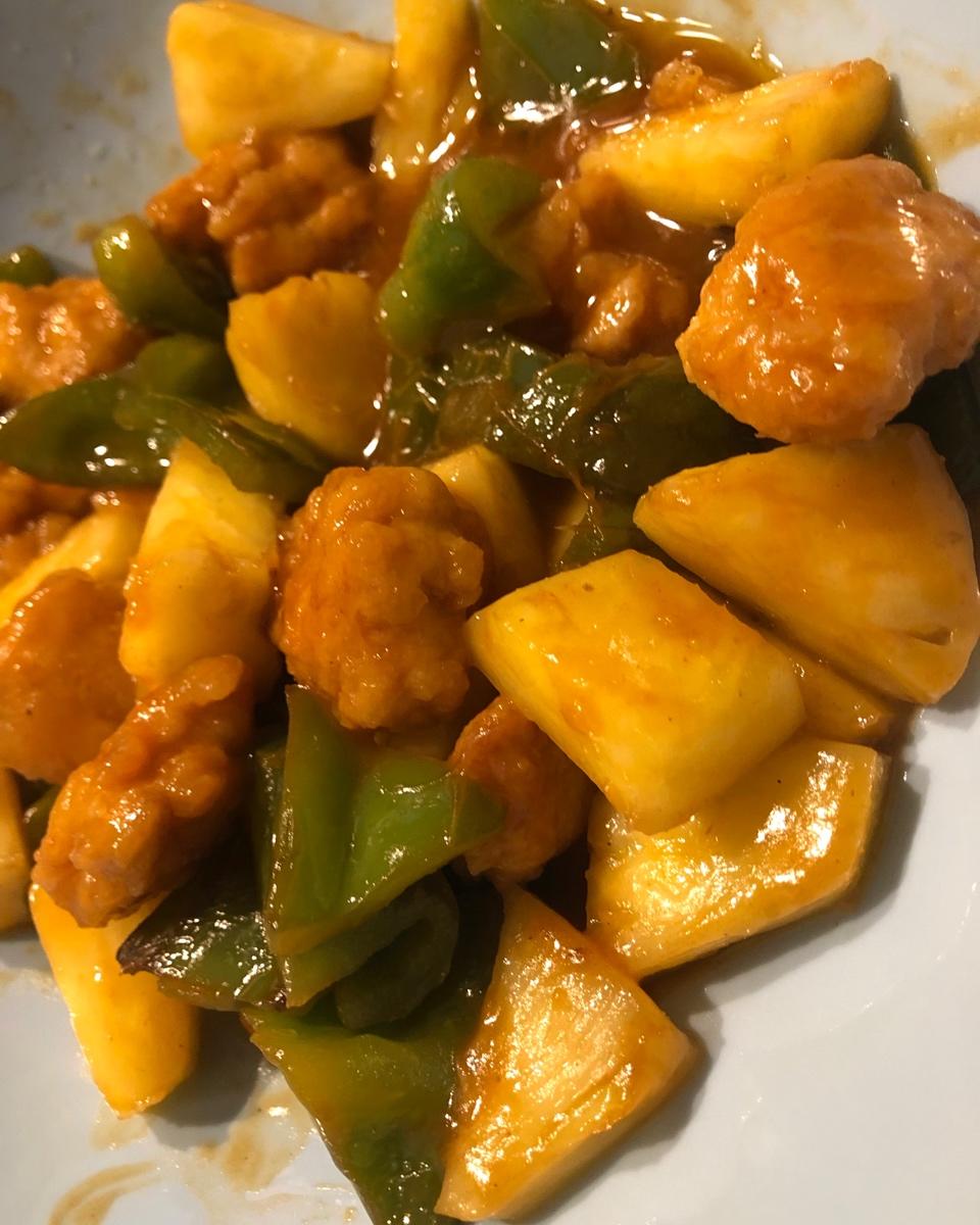 【菠萝咕咾肉】吃肉会腻是偏见，不服来试这道菜！
