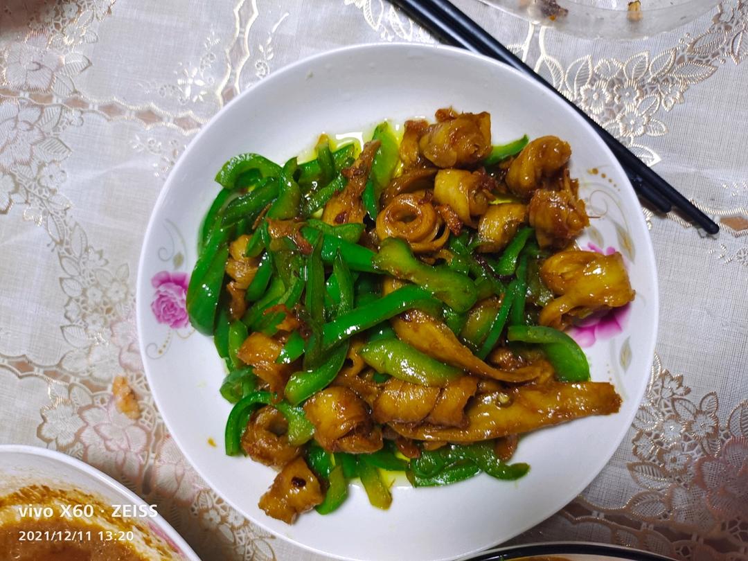 米饭杀手系列之青椒炒面筋