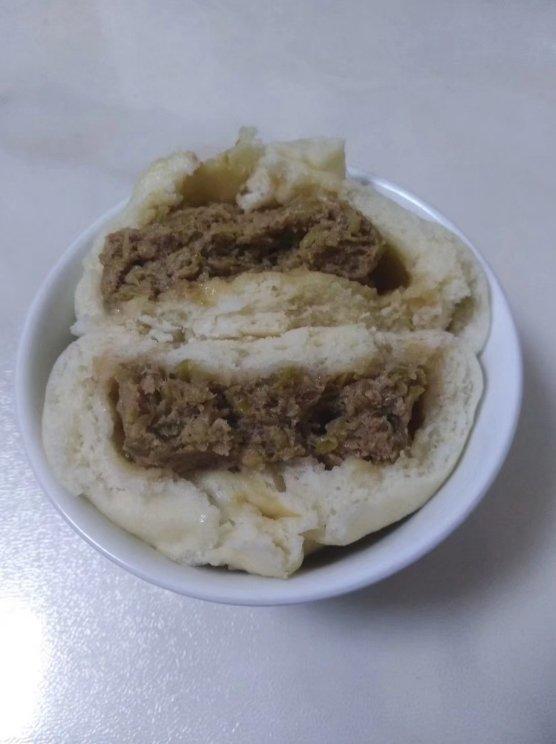 芹菜猪肉包子详细做法