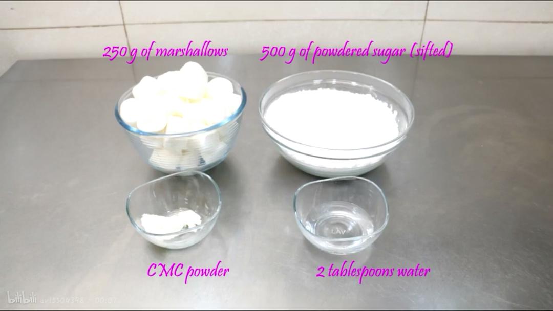 用棉花糖制作翻糖（以及干佩斯）