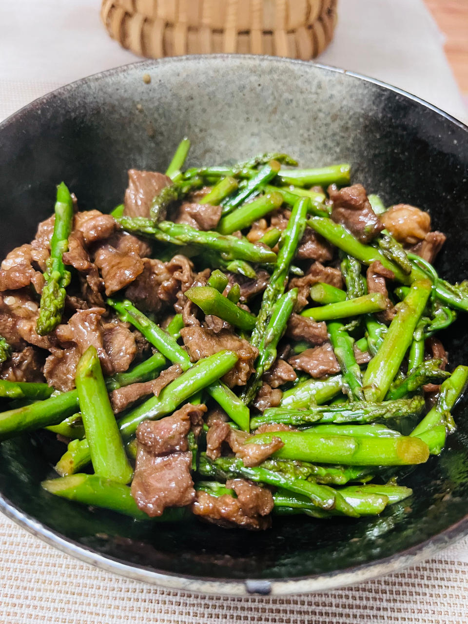 芦笋炒牛肉