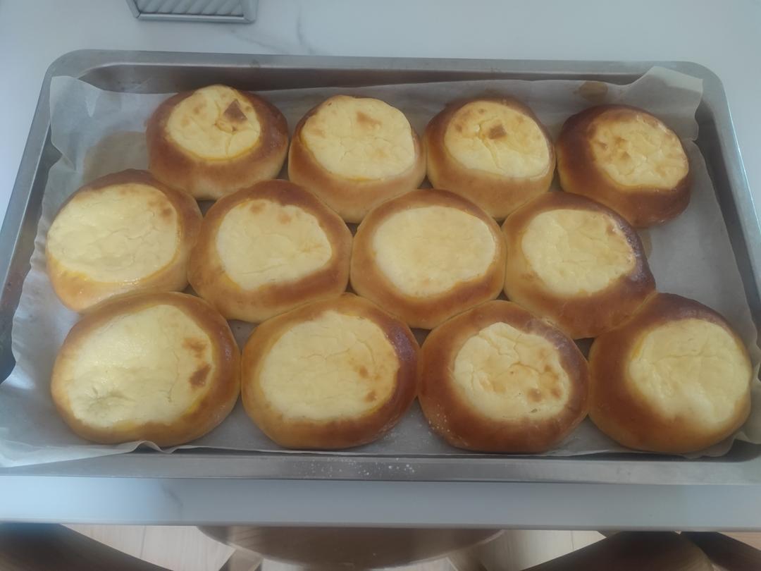 【莓莓巴斯克面包】