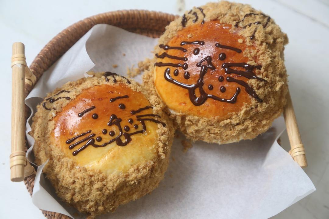 小狮子肉松面包