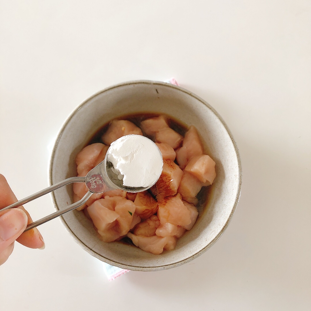 .ᐟ.ᐟ低卡香辣鸡胸肉拌饭🥄好吃到飞起的做法 步骤5