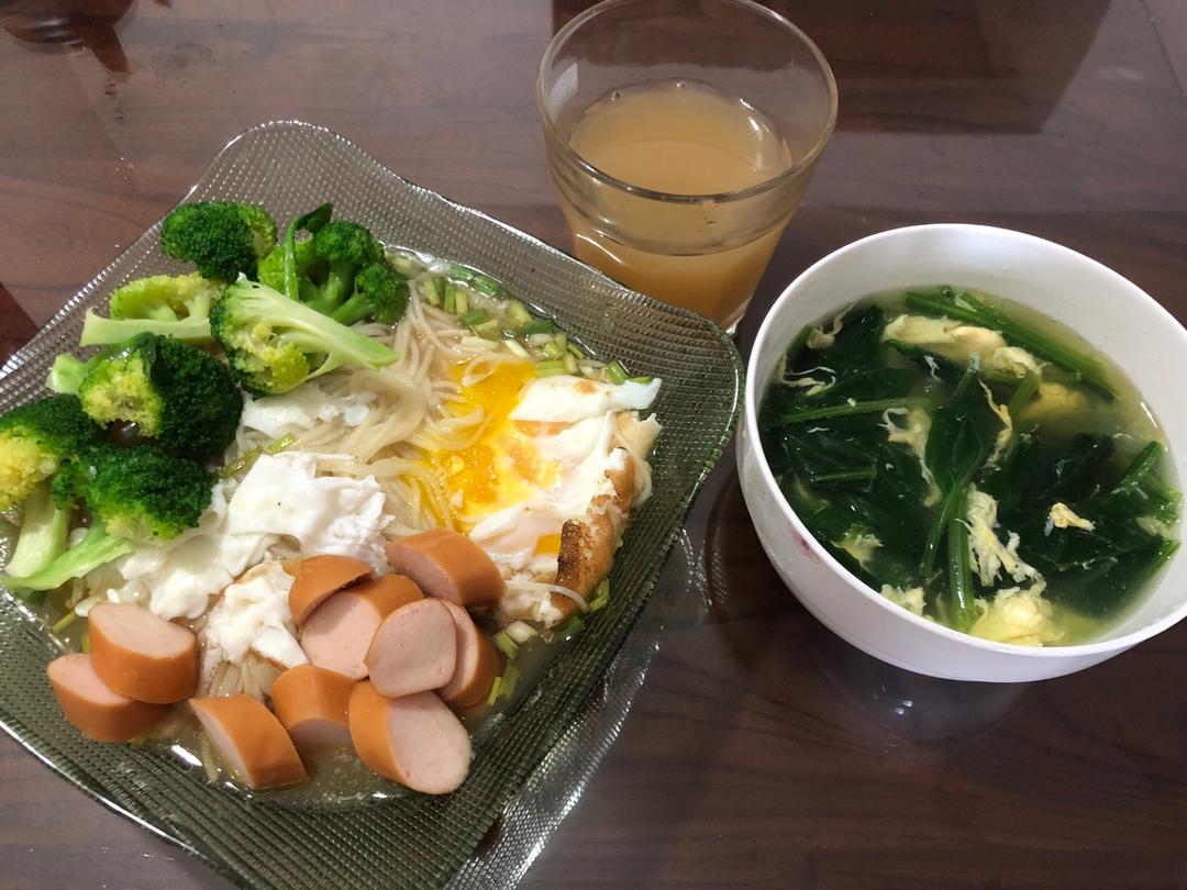 我的一人食：酸汤挂面