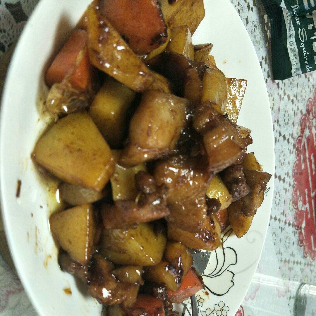 五花肉烧土豆