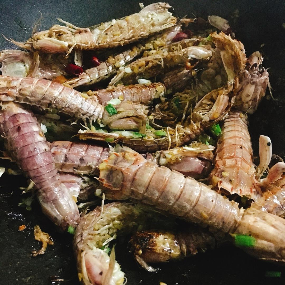 椒盐皮皮虾