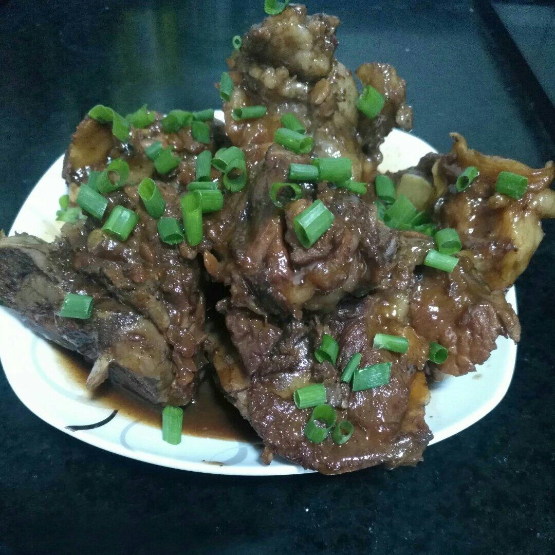 【酱大骨】