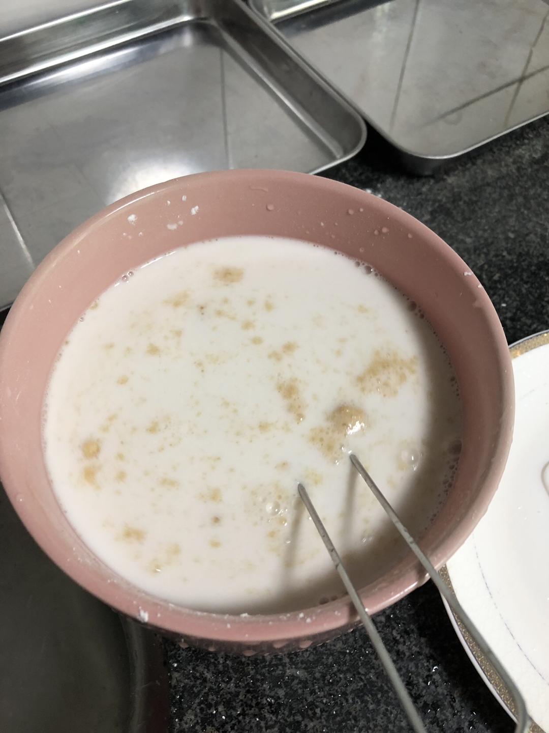 纯奶手撕吐司的做法 步骤1