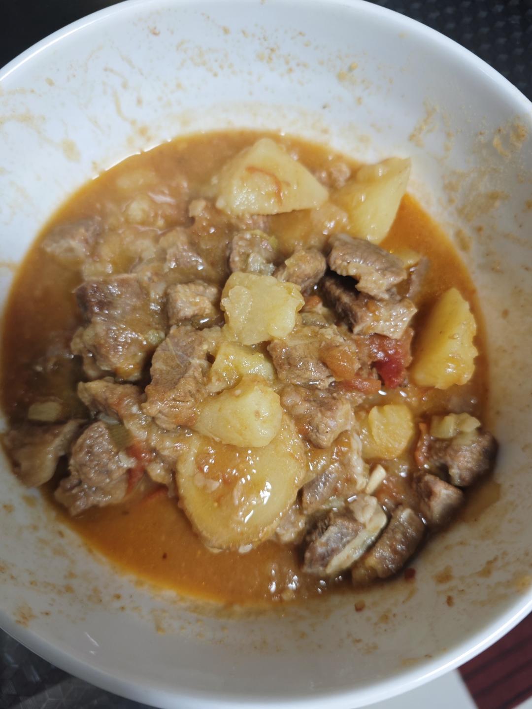 牛肉番茄炖土豆