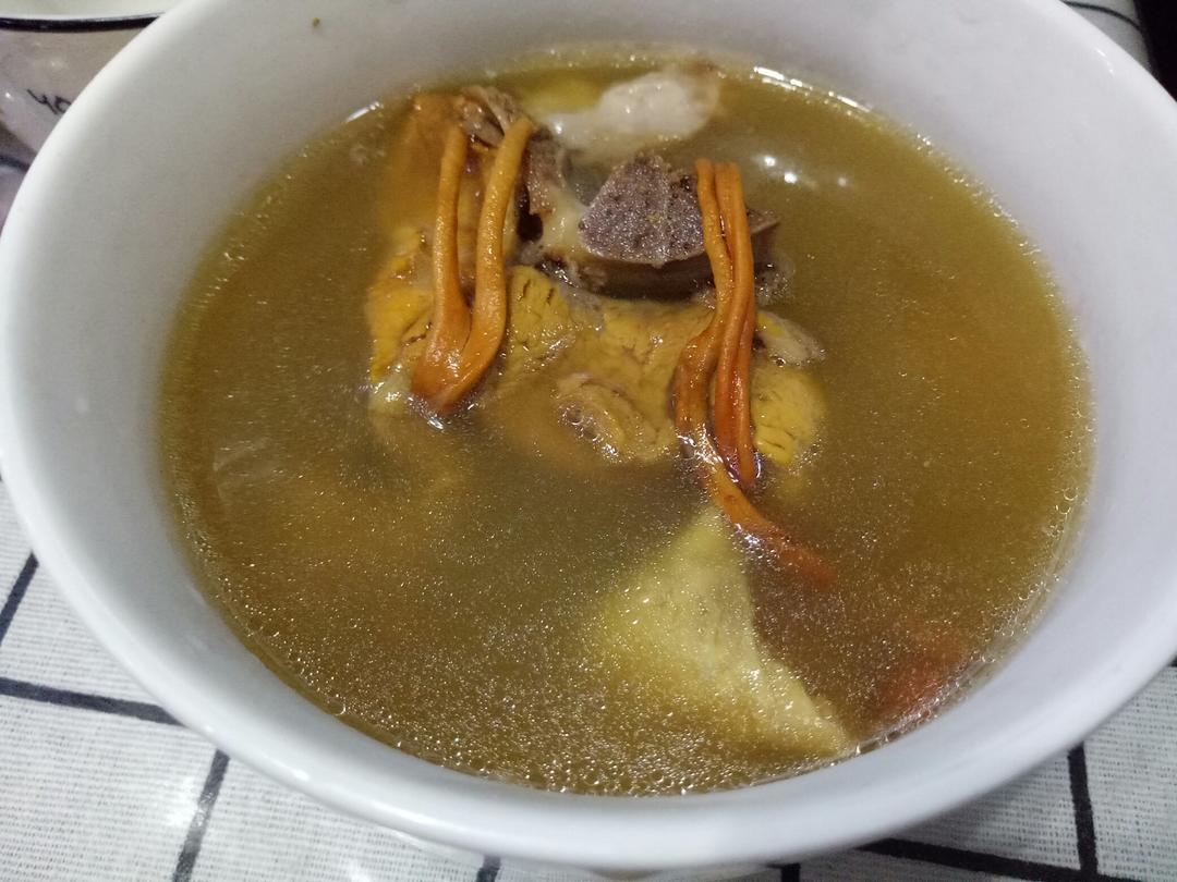 虫草花花胶汤 永葆青春的秘密