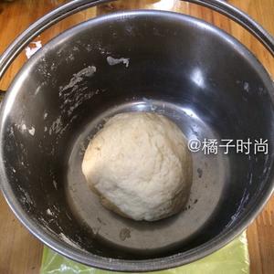 葱油饼的做法 步骤2