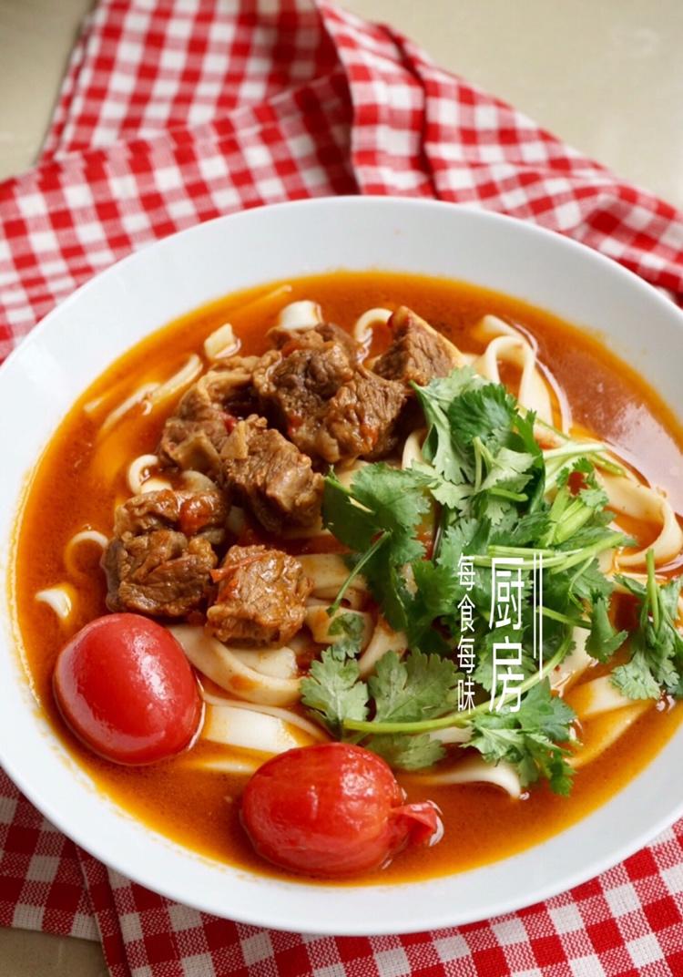 手工番茄牛肉面/味美汤浓