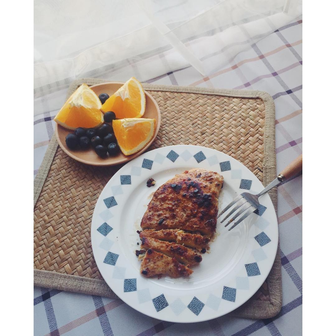 酷炫屌炸天好吃的煎鸡胸肉（香蒜蜂蜜煎鸡胸肉）