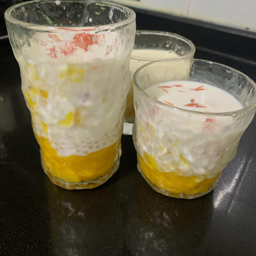 港式甜品——杨枝甘露(芒果西米露)附芒果花切法