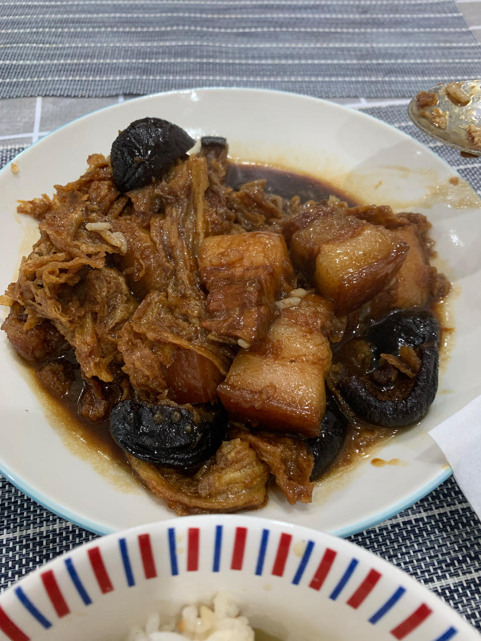 不硬不柴、果味红烧肉