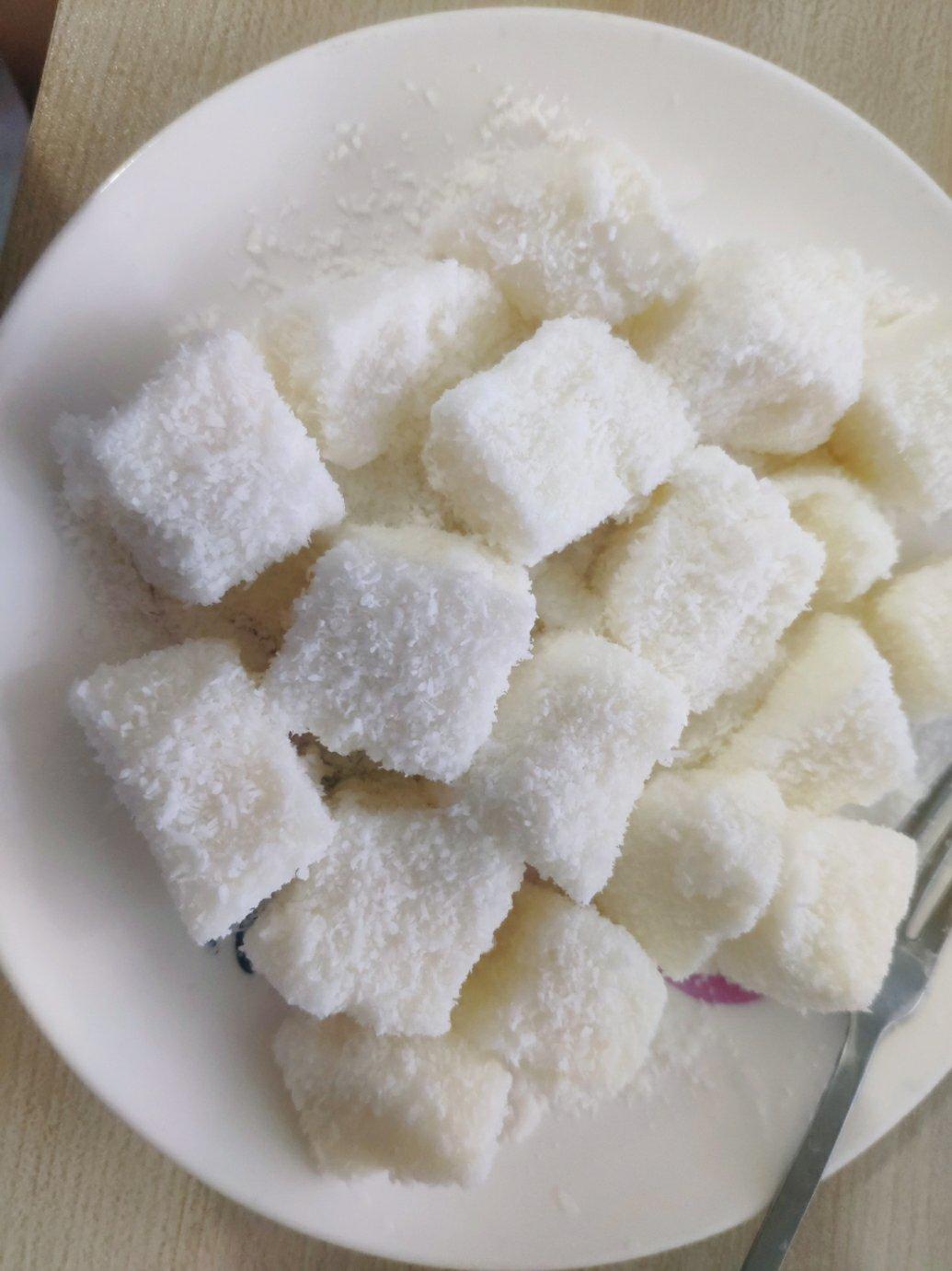 太棒啦！1个方子，做出2道口味一流的甜品！——椰奶小方&炸鲜奶