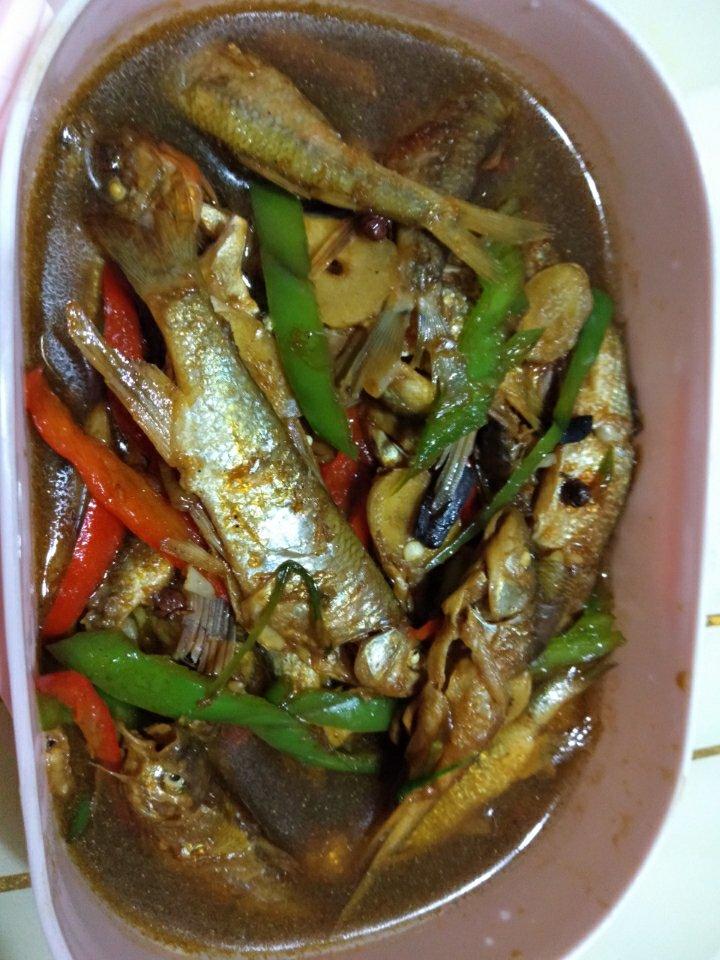红烧小河鱼