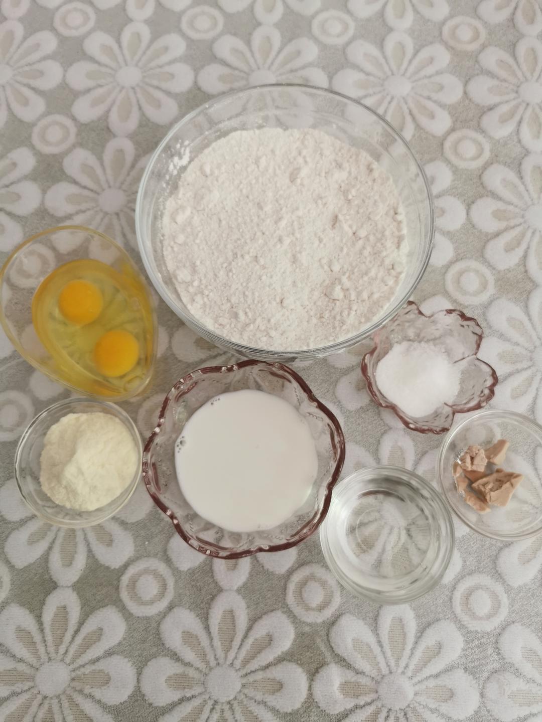 纯奶手撕吐司的做法 步骤1