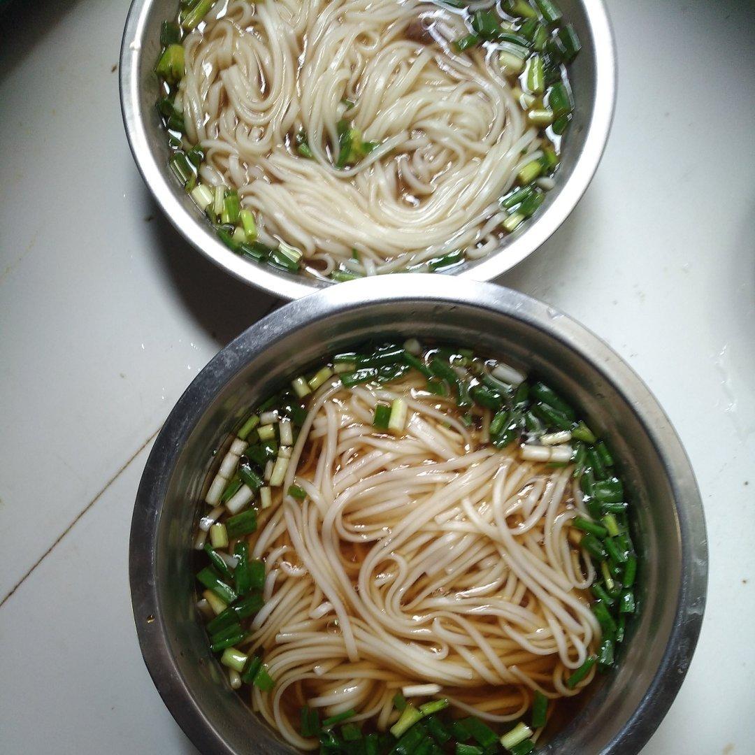 快手早餐-酱汤面，汤都喝光