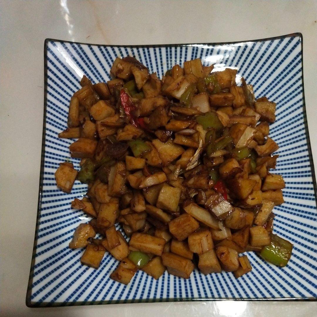 家常快手菜小炒藕丁真香