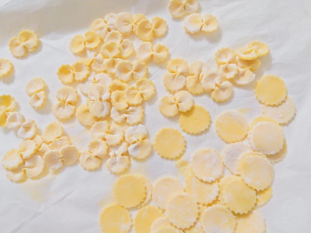 宝宝辅食-水饺+蝴蝶面（9个月）