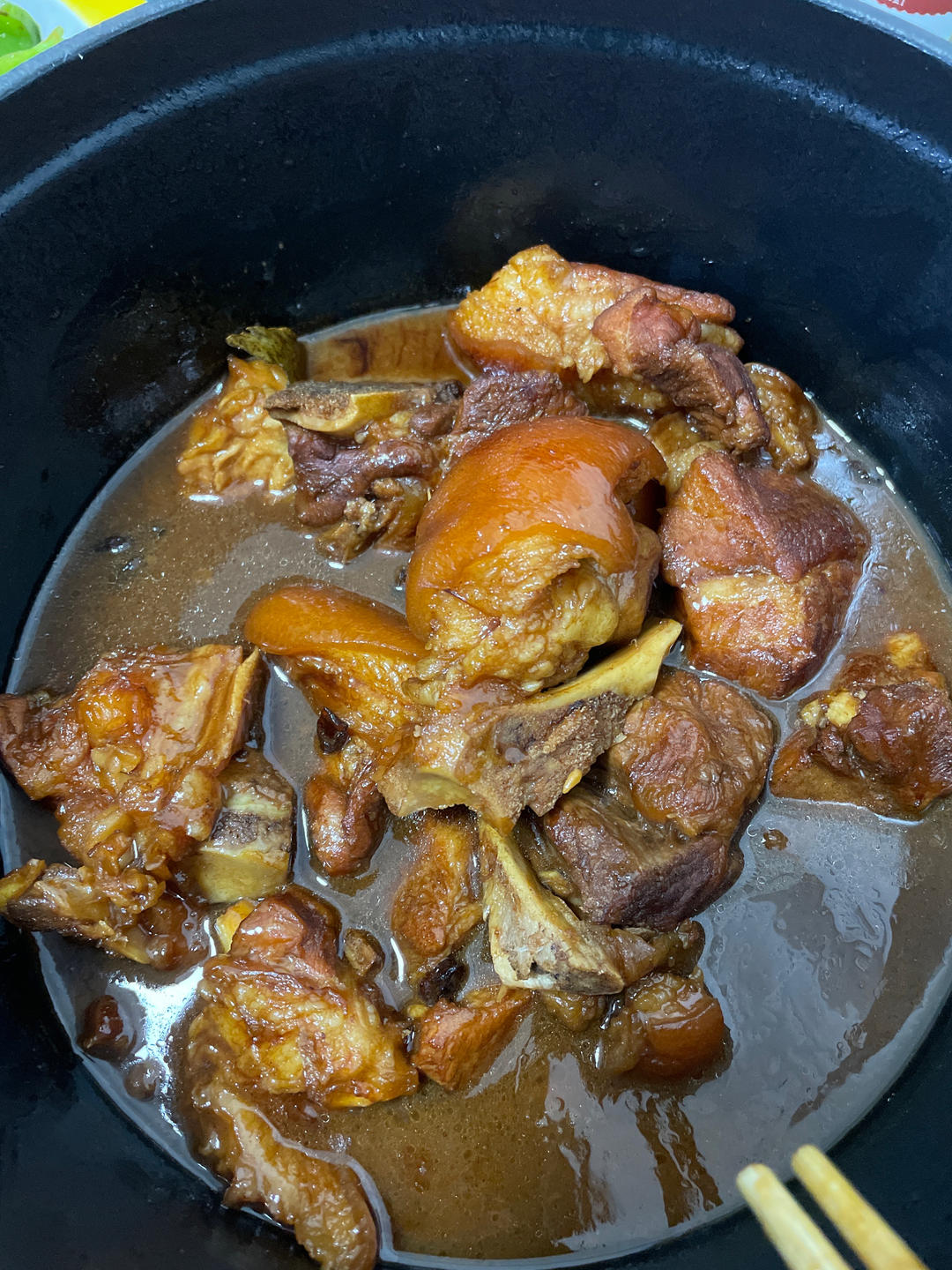 红烧猪蹄（铸铁锅版）