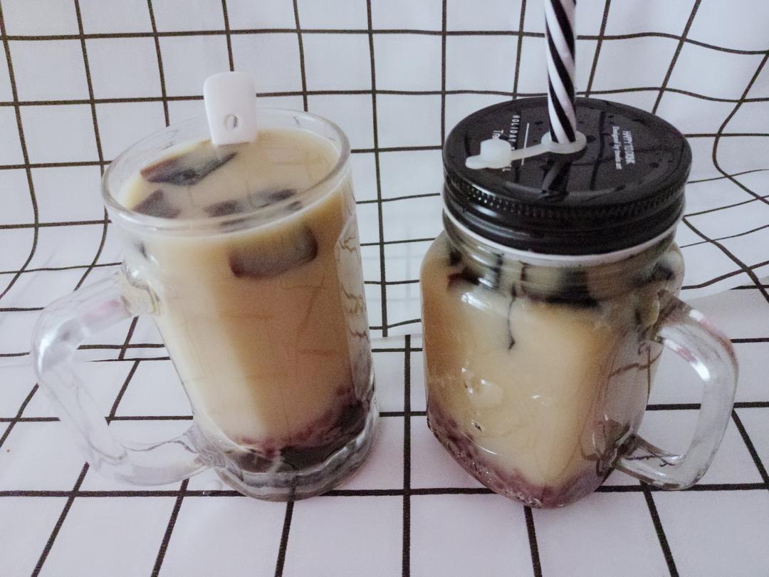 烤奶烧仙草，满杯都是健康料哦~