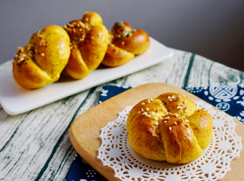 全麦南瓜小面包