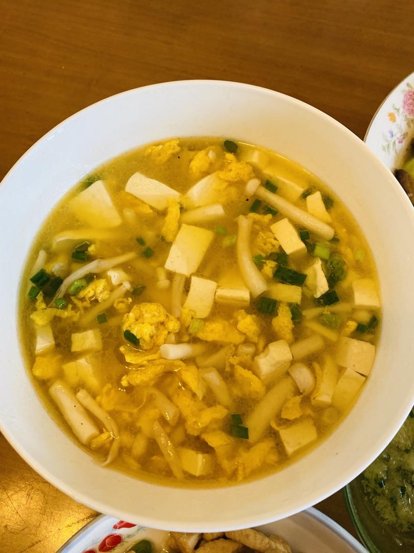 鲜美豆腐汤的简单做法