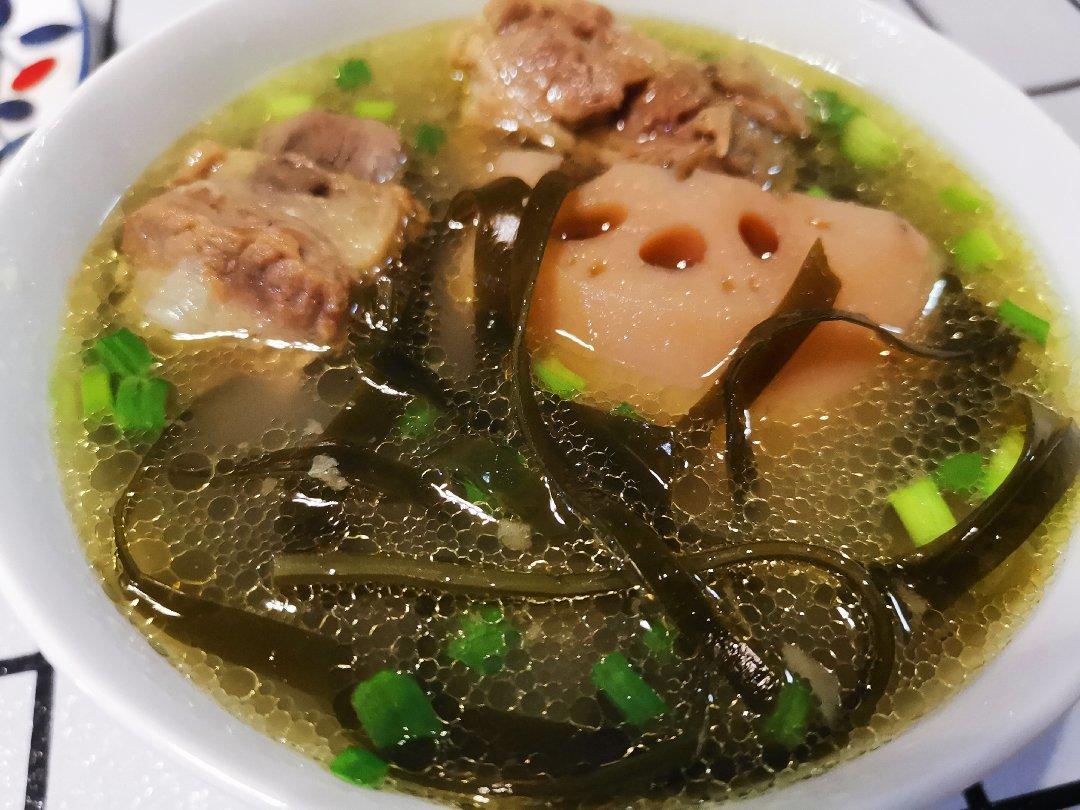 莲藕海带排骨汤