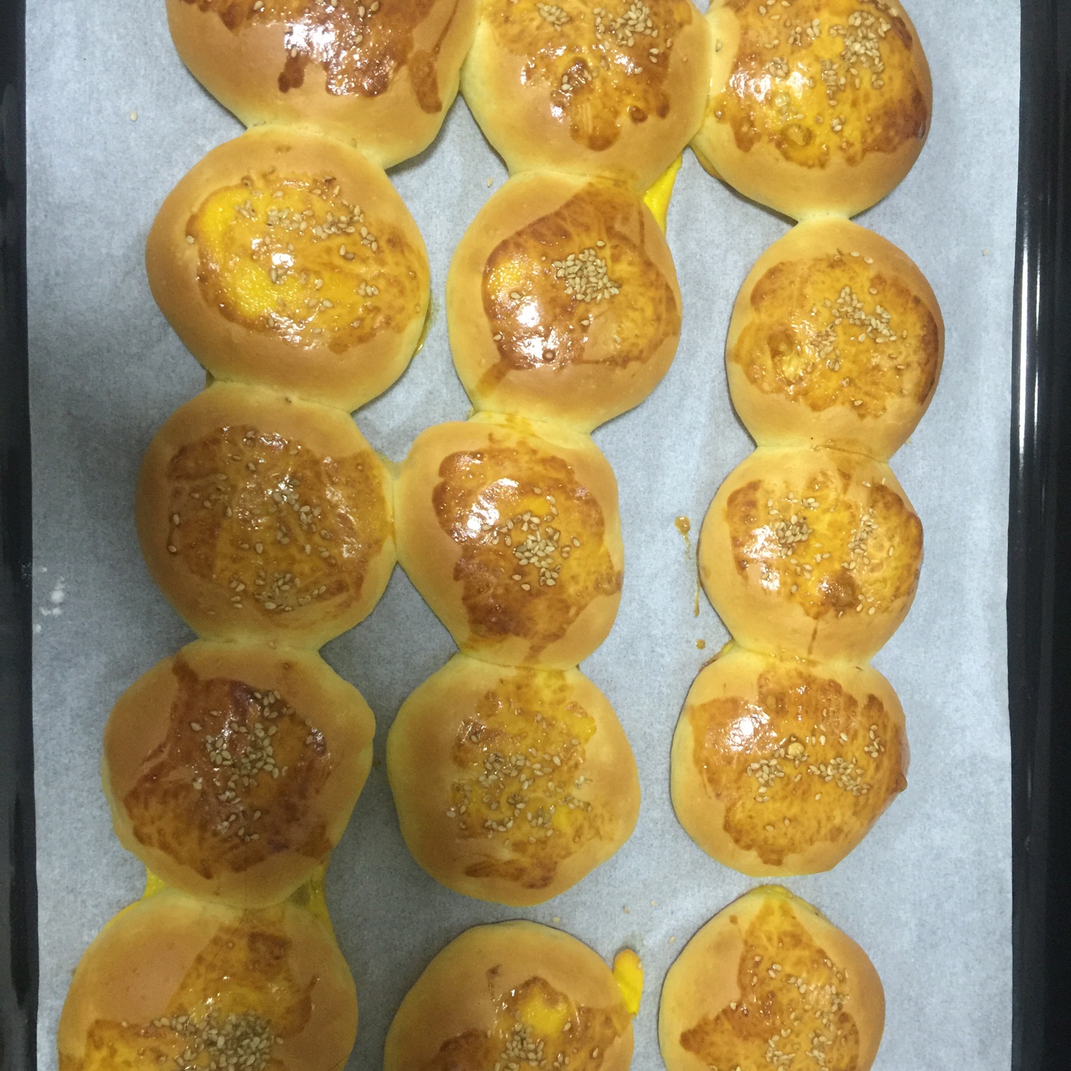 大人小孩都爱不释口的【蜂蜜牛奶小餐包】