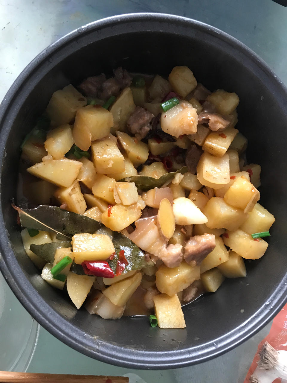 超下饭的家常土豆烧肉