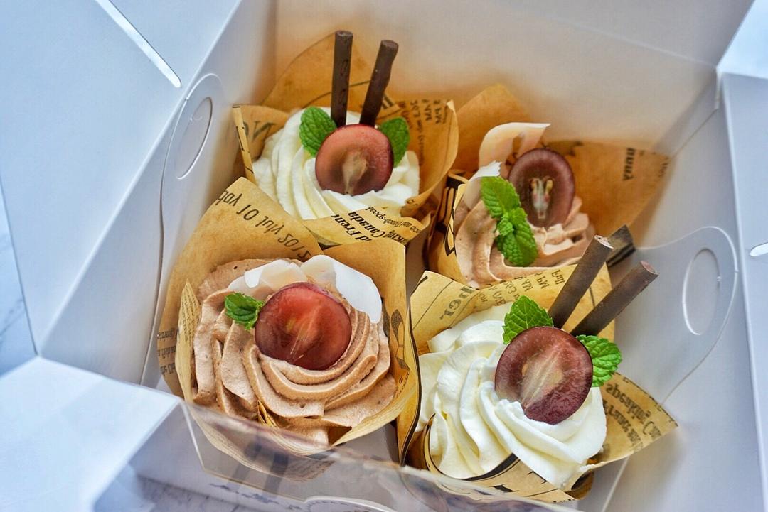 鲜奶油纸杯蛋糕