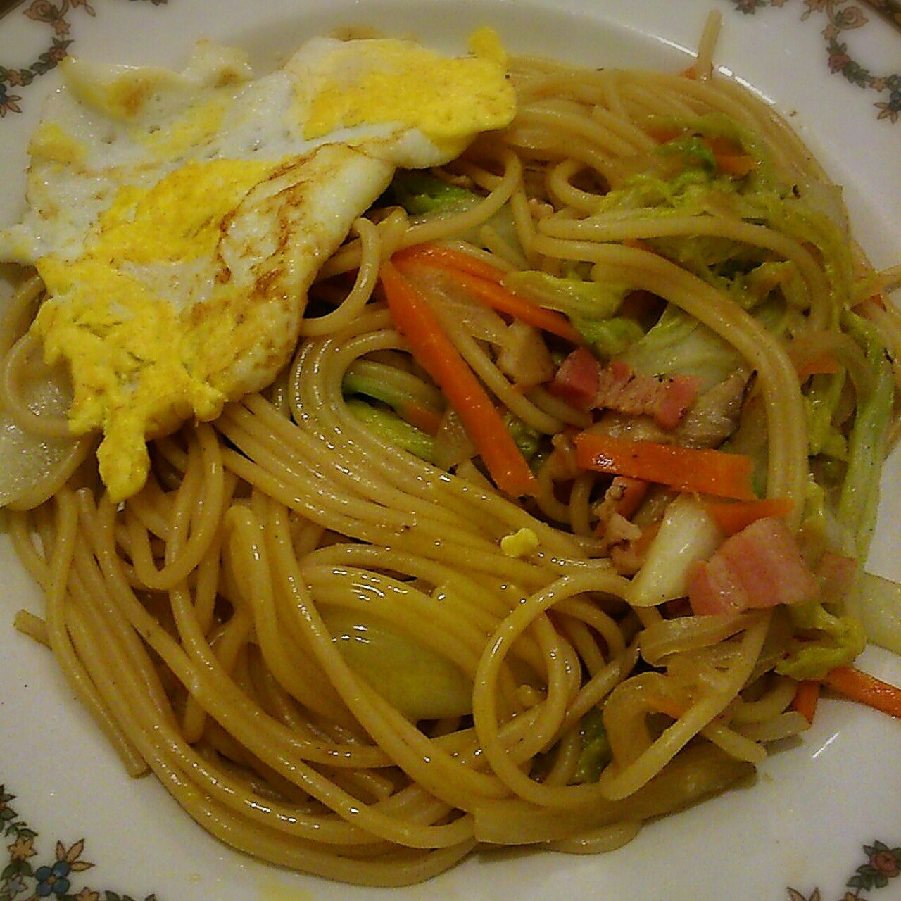 焼きそば（日式酱油炒面）