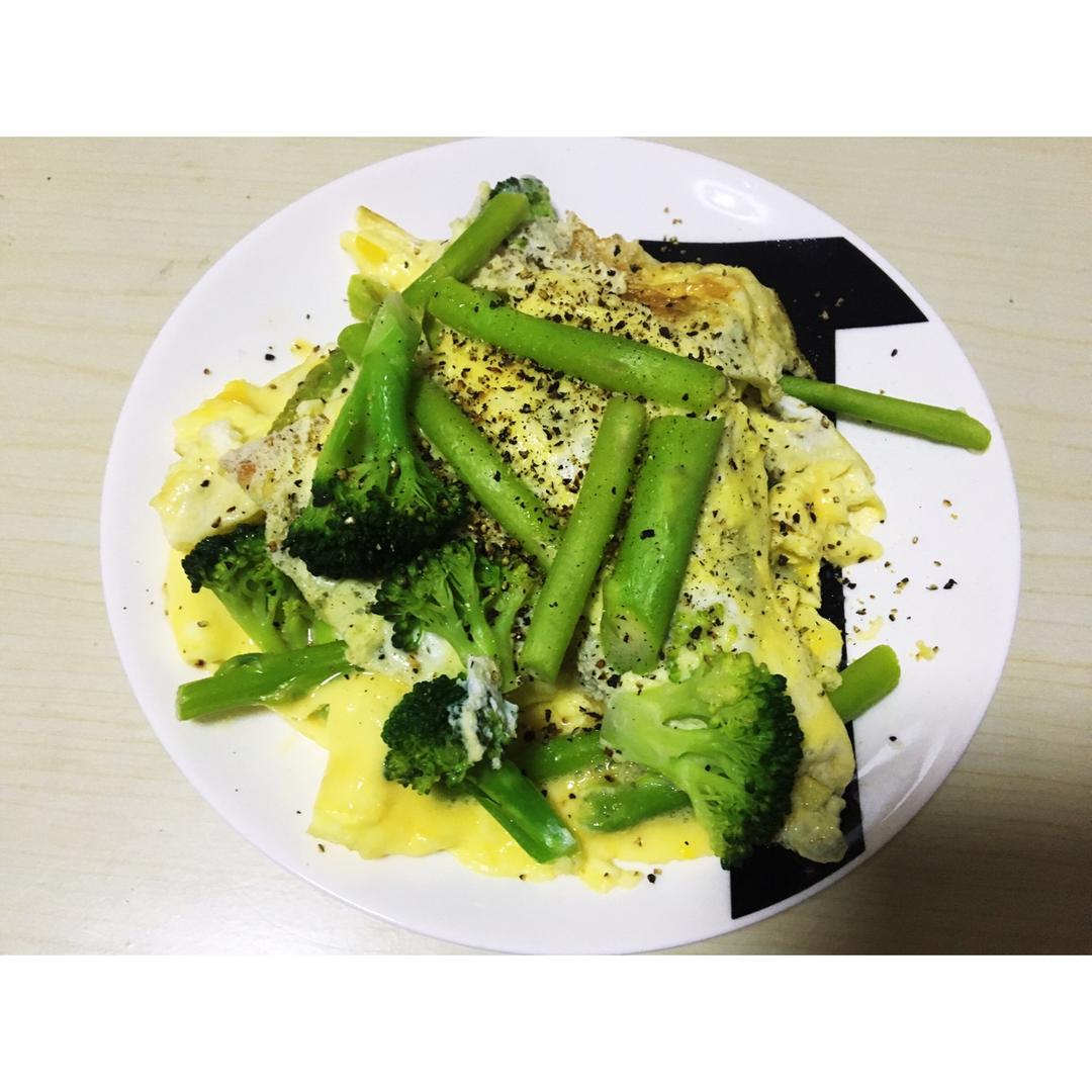 芦笋虾仁早餐蛋饼