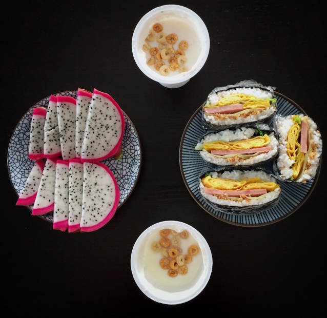 不用捏的饭团(おにぎらず)