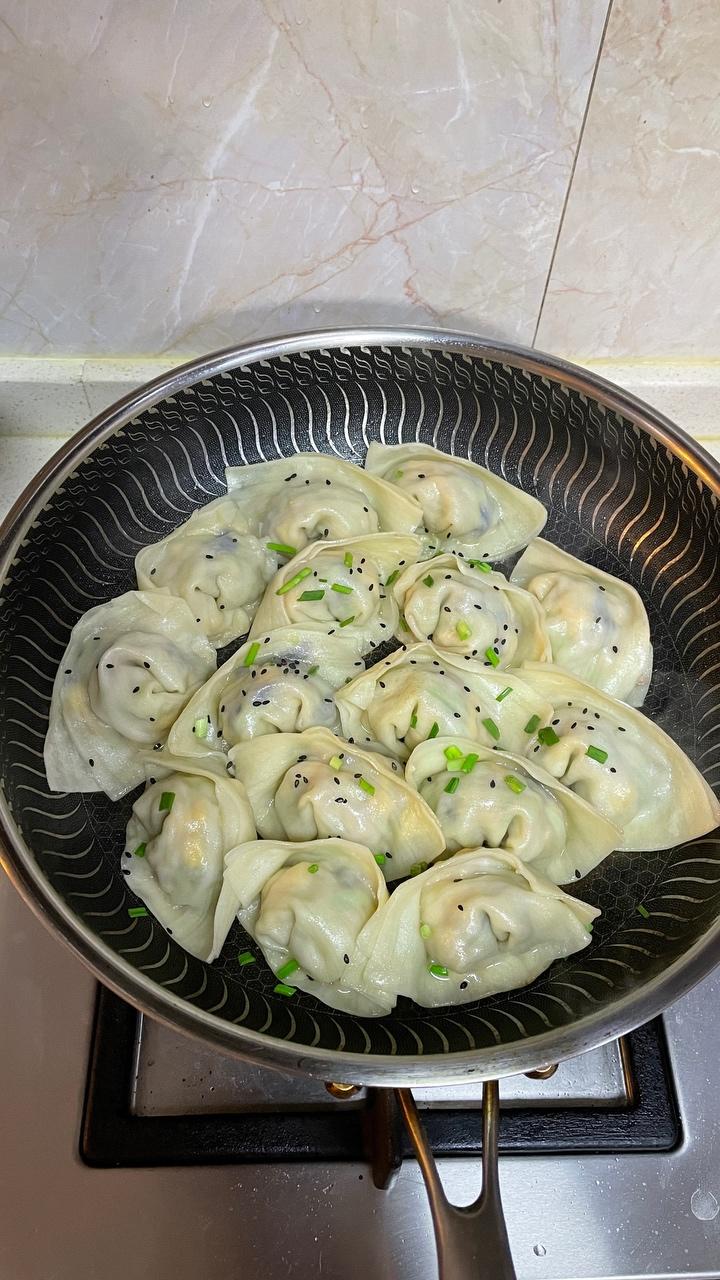 生煎三鲜馄饨