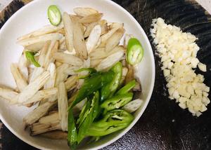 开胃菜（清炒藕尖)的做法 步骤1