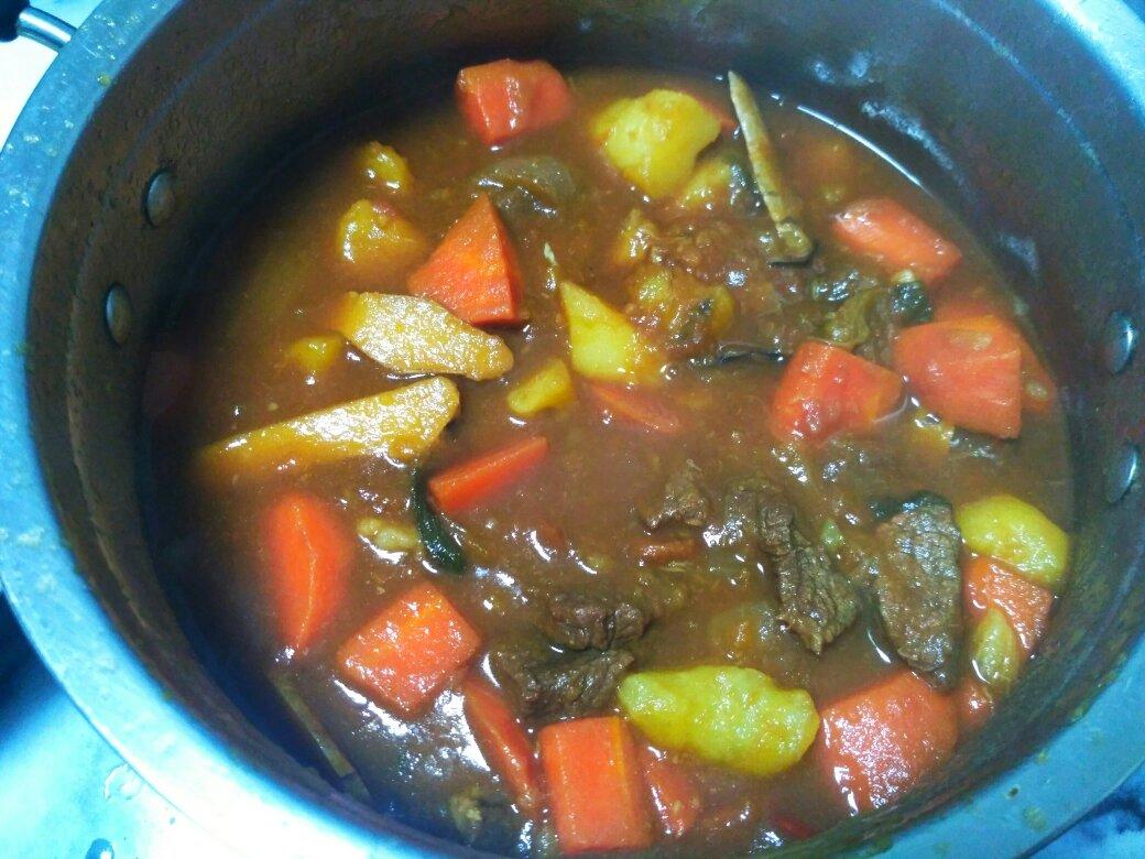 红烧牛肉土豆 （独家秘制）