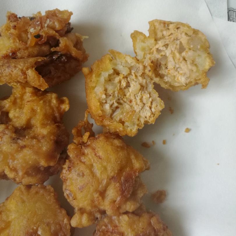 油炸鸡肉丸