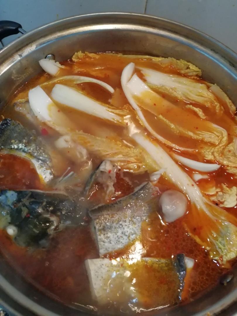 石锅鱼火锅