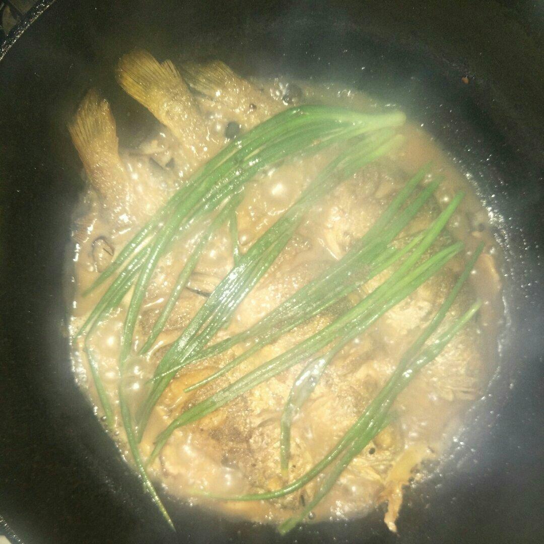 私房红烧黄花鱼，边吃边想念~