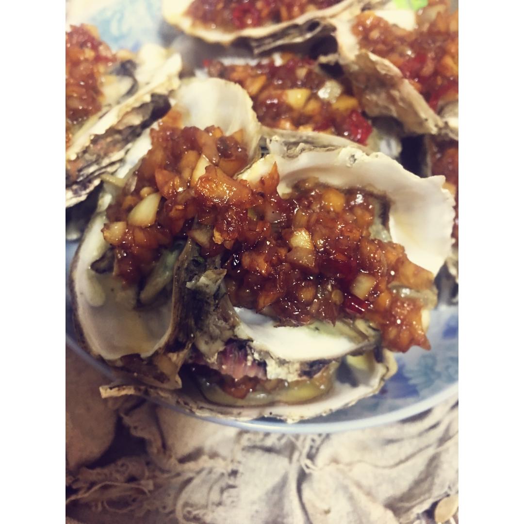 完胜大排档的蒜蓉烤生蚝（烤箱版）
