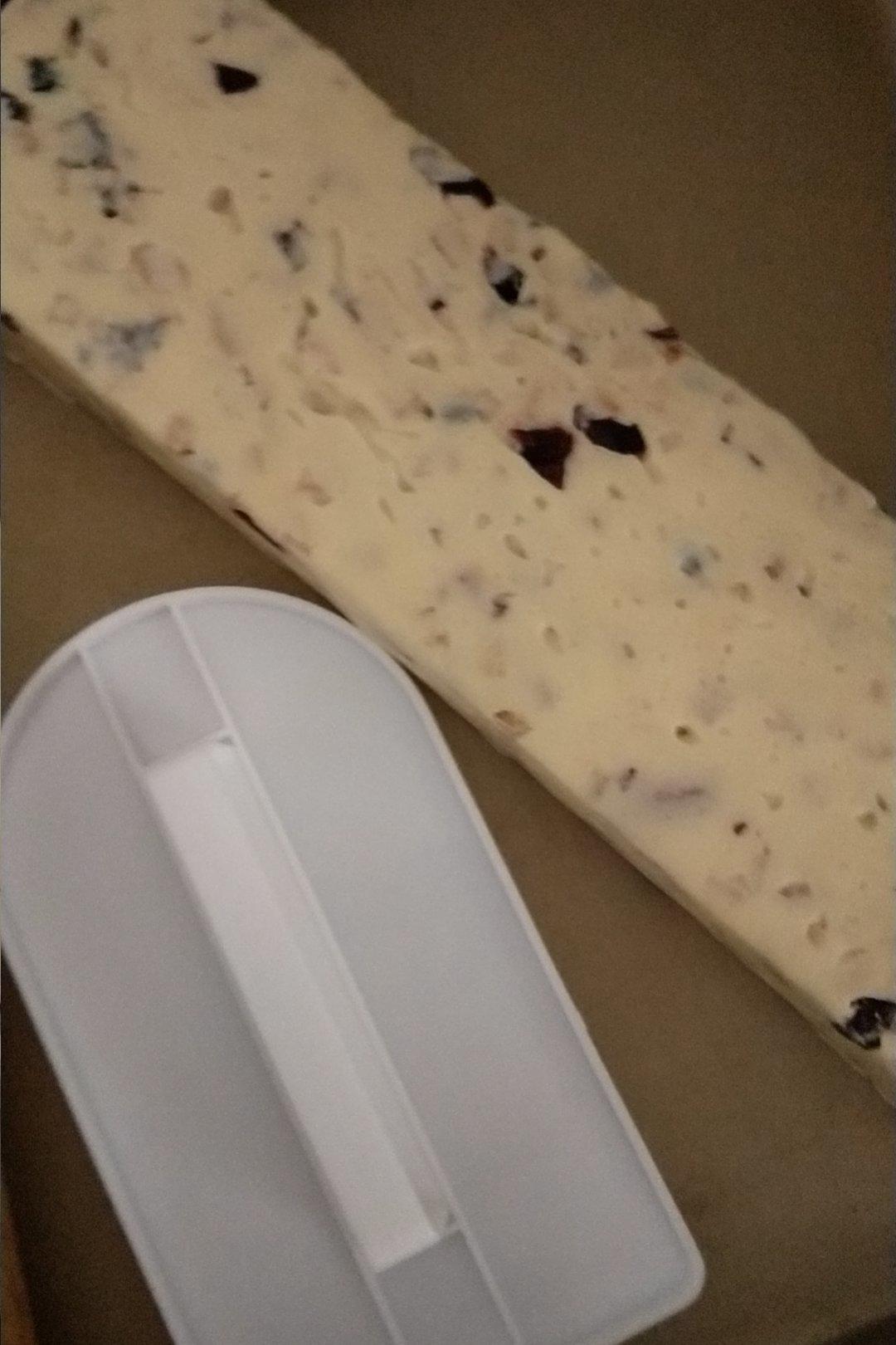 多味花生牛轧糖