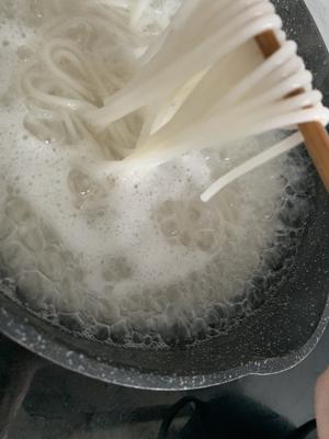 贵州牛肉粉的做法 步骤7