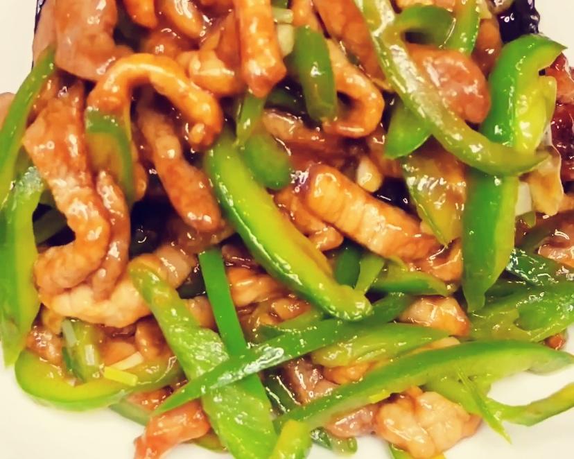 好吃到停不下来的青椒炒肉丝的做法