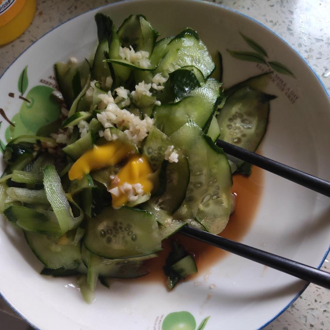 凉拌芥末黄瓜片