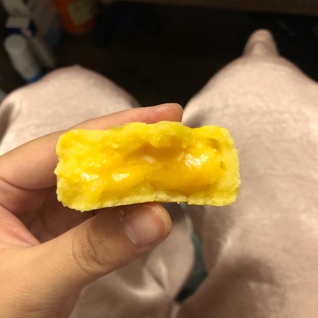 超详细图解版--流心奶黄月饼